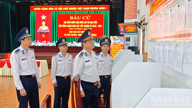 Vùng Cảnh sát biển 2 sẵn sàng cho ngày bầu cử.