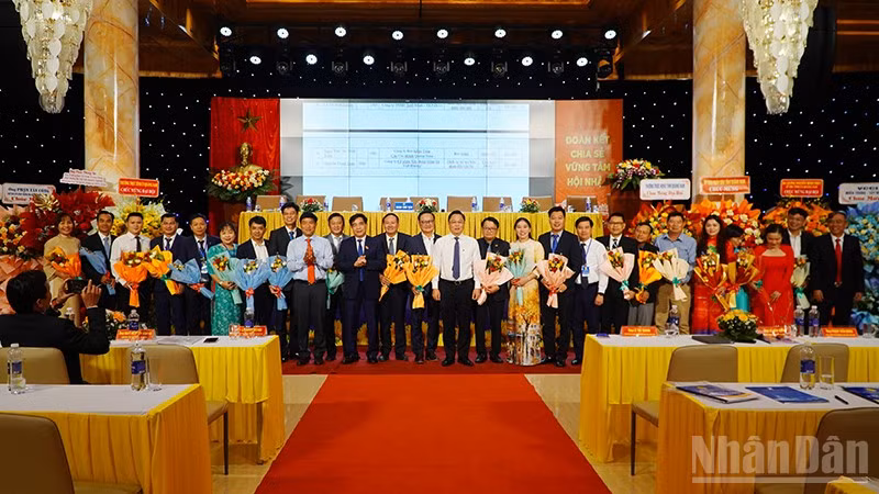 Ra mắt Ban Chấp hành Hiệp hội Doanh nghiệp tỉnh Quảng Nam, khóa III nhiệm kỳ 2025-2030.