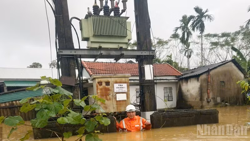 EVNCPC đã chủ động cắt điện gần 31.000 khách hàng nhằm bảo đảm an toàn cho người dân và thiết bị điện.