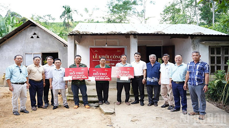 Tập đoàn FVG hỗ trợ xây dựng nhà mới cho ba hộ dân có hoàn cảnh khó khăn tại xã Sông Kôn, thành phố Đà Nẵng. ndo_br_2.jpg