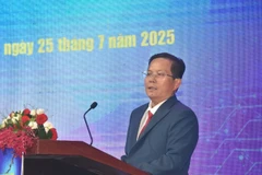 Tổng Biên tập Báo Người Lao Động Tô Đình Tuân ôn lai hành trình 50 năm tờ báo hình thành và phát triển.