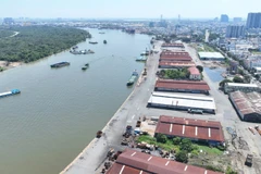 Khu vực Cảng Khánh Hội nằm dọc theo sông Sài Gòn hình thành từ thế kỷ 19 (ảnh: VÕ LÊ)