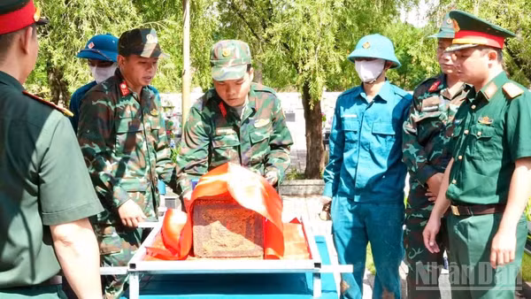 Lâm Đồng hoàn thành công tác lấy mẫu ADN hài cốt liệt sĩ trên địa bàn sớm ba tháng so với kế hoạch. (Ảnh: CTV)