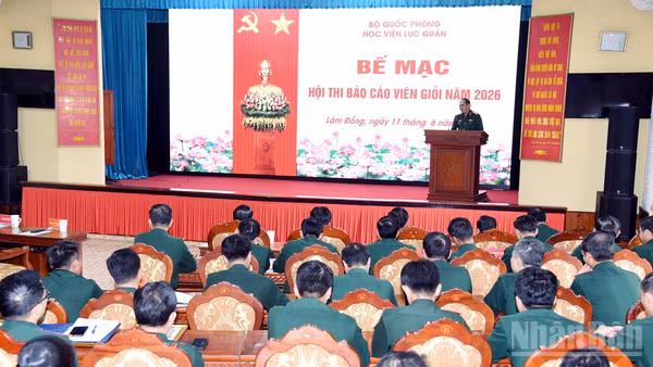 Học viện Lục quân tổ chức bế mạc Hội thi báo cáo viên giỏi cấp học viện năm 2026.