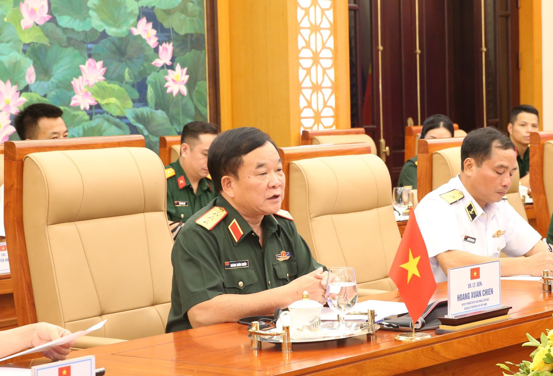 Thượng tướng Hoàng Xuân Chiến phát biểu tại đối thoại. uc-4-vn.jpg