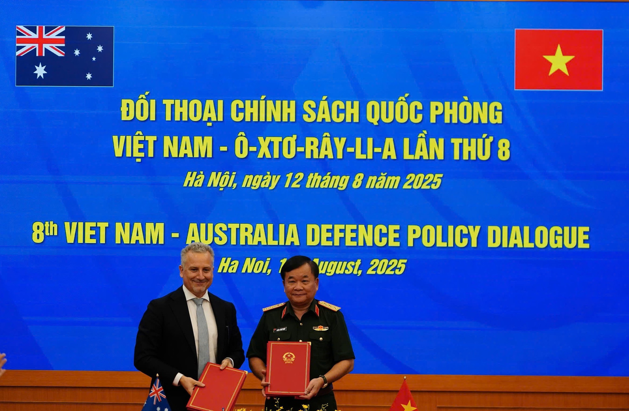 Hai bên ký kế hoạch hợp tác 3 năm 2025-2027. uc-ky-ket1.jpg