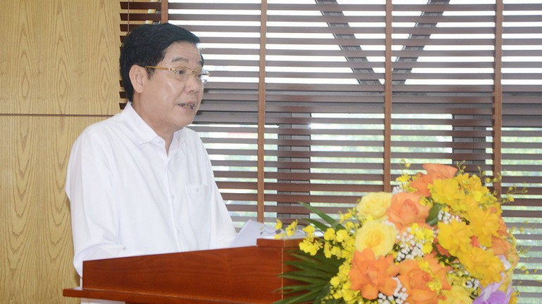 Bí thư Tỉnh ủy Bắc Ninh yêu cầu các ban, sở, ngành, địa phương không tổ chức liên hoan, chúc mừng, chia tay. img-2025-06-30-174845.jpg