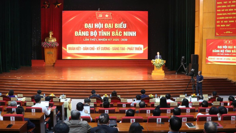 Quang cảnh hội nghị. 7bb8f1a65b54d60a8f45-4505.jpg
