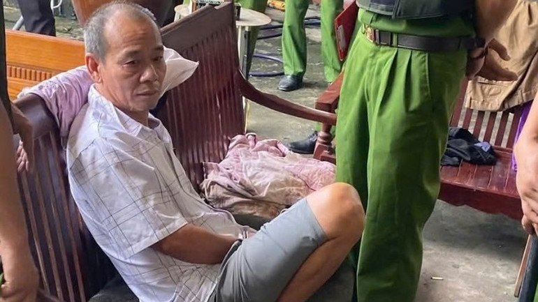 Nguyễn Hữu Tuấn bị lực lượng chức năng bắt giữ. (Ảnh: Công an xã Nghĩa Phương) 87505065e1ab6cf535ba-8820.jpg