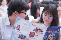 [Video] Sẽ điều chỉnh tổ hợp xét tuyển đại học phù hợp, bảo đảm quyền lợi cho thí sinh