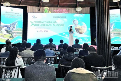 Quang cảnh Diễn đàn thường niên "Du lịch xanh quốc gia”.