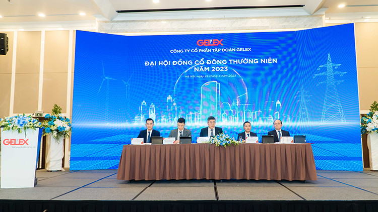 Tham dự Đại hội có các thành viên HĐQT, Ban Tổng Giám đốc, các cổ đông và đại diện hợp pháp của cổ đông Công ty.