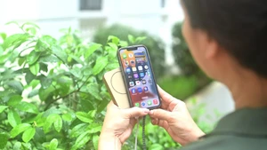 Pin sạc dự phòng cần được quản lý và sử dụng đúng cách để bảo đảm an toàn cho người dùng. (Ảnh ĐĂNG KHOA)