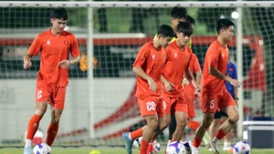 U23 Việt Nam tích cực chuẩn bị cho trận bán kết gặp U23 Philippines. (Ảnh: VFF)
