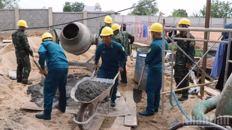 Tăng tốc thi công trường học vùng biên giới tỉnh Đắk Lắk