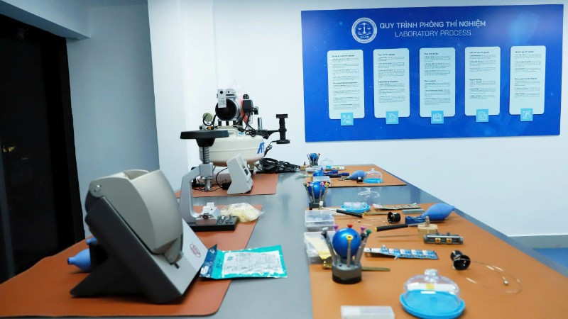 Các thiết bị phòng thử nghiệm đạt chuẩn quốc tế ISO/IEC 17025:2017 tại Vilab. 