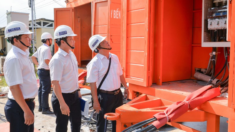 EVNHCMC bảo đảm cung cấp điện an toàn, ổn định, tin cậy và liên tục phục vụ Đại hội và các chương trình, sự kiện liên quan.