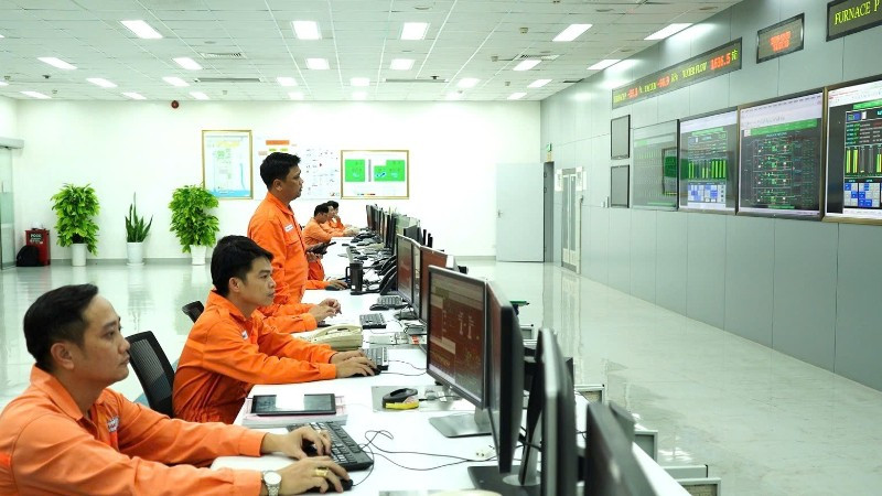 Công tác vận hành sản xuất điện tại Nhà máy Nhiệt điện Vĩnh Tân 2 trong dịp Tết Dương lịch 2026.