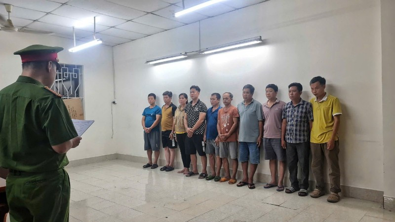 Các bị can tại cơ quan chức năng. (Ảnh: Công an cung cấp)