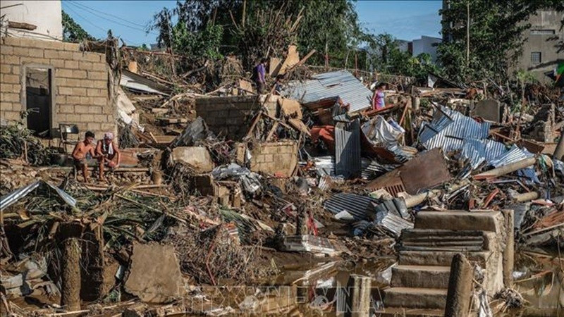 Siêu bão Kalmaegi gây ra thiệt hại nghiêm trọng trên diện rộng và khiến ít nhất 140 người thiệt mạng tại Philippines. (Ảnh: THX/TTXVN) 