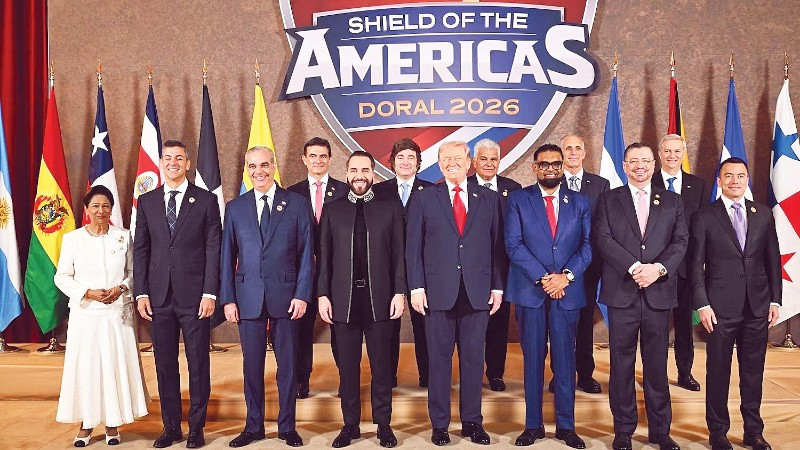 Lãnh đạo các nước khu vực tham dự Hội nghị thượng đỉnh “Lá chắn châu Mỹ”.