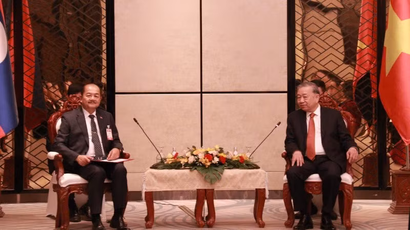Tổng Bí thư Tô Lâm đã tiếp Chủ tịch Mặt trận Lào xây dựng đất nước Kikeo Khaykhamphithoune. (Ảnh: DUY TOÀN)