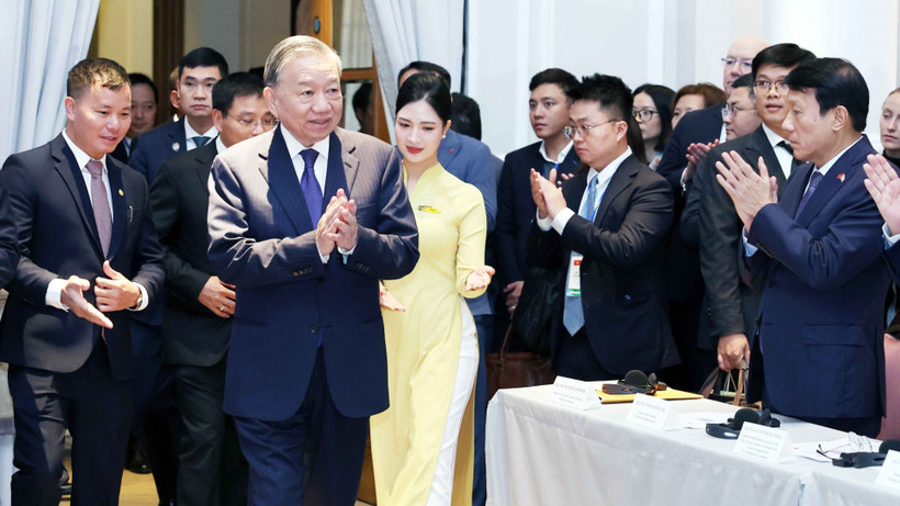 Tổng Bí thư Tô Lâm đến dự Hội nghị Kinh tế cấp cao Việt Nam-Anh. (Ảnh: Thống Nhất/TTXVN) 