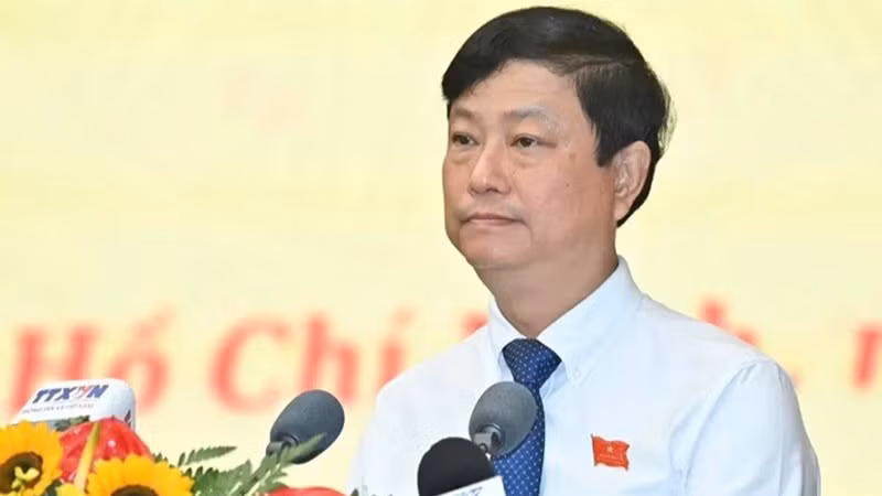 Chủ tịch Hội đồng nhân dân Thành phố Hồ Chí Minh Võ Văn Minh phát biểu khai mạc kỳ họp. (Ảnh: VIỆT DŨNG)