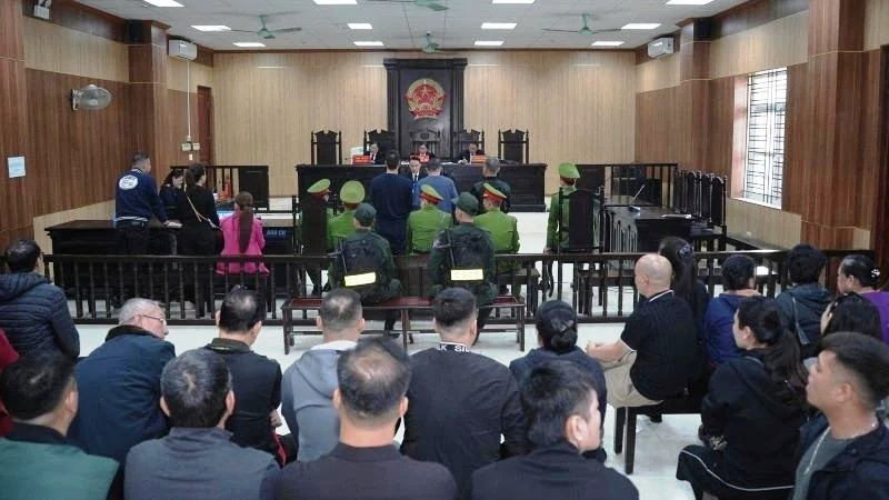 Quang cảnh phiên xét xử.