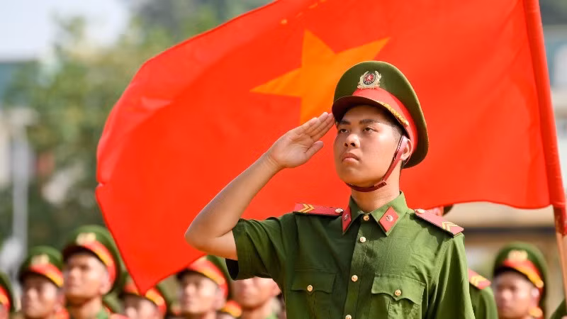 Lực lượng Công an nhân dân là nòng cốt trong sự nghiệp bảo đảm an ninh, trật tự, bảo vệ cuộc sống bình yên của nhân dân. (Ảnh: THẾ ĐẠI)