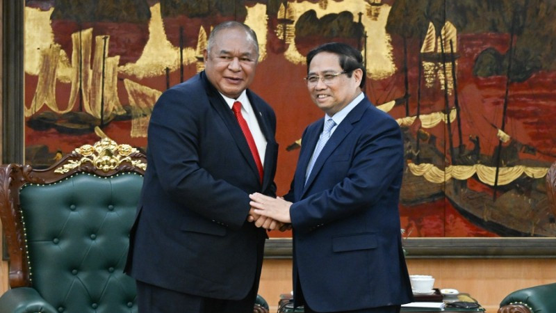 Thủ tướng Chính phủ Phạm Minh Chính và Bộ trưởng Ngoại giao và Hợp tác Timor-Leste Bendito dos Santos Freitas. (Ảnh: TRẦN HẢI)