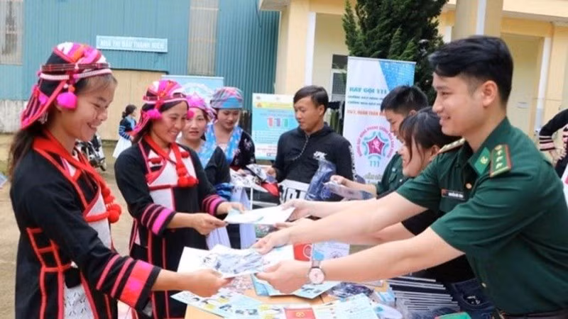 Tuyên truyền, nâng cao nhận thức phòng, chống mua bán người tại cộng đồng vùng đồng bào dân tộc thiểu số.