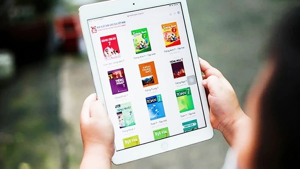 Ra mắt giải pháp sách giáo khoa điện tử