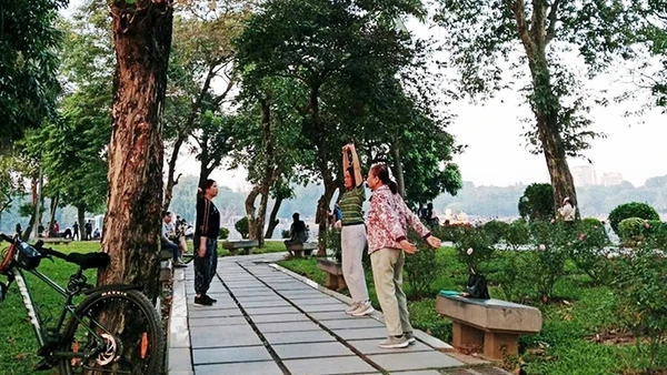 Muôn mặt thể dục sáng Hà Nội