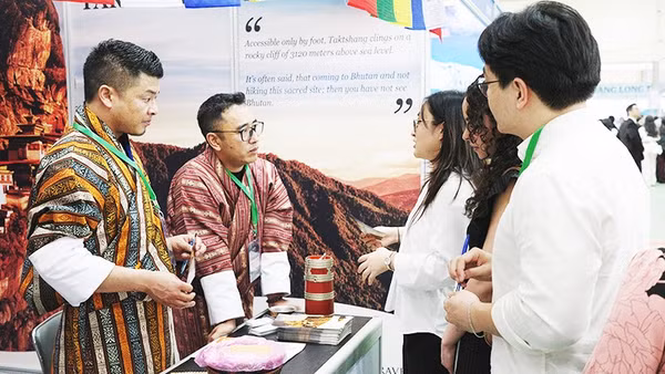 Nhiều doanh nghiệp lữ hành quốc tế tham gia Hội chợ Du lịch Quốc tế Việt Nam 2026. Ảnh: ANH QUÂN