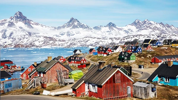 Greenland nằm ở vị trí quan trọng ở Bắc Cực. Ảnh: REUTERS