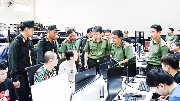 Công an tỉnh Phú Thọ bắt giữ các đối tượng tại Tam Đảo.