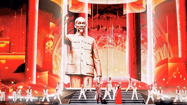 Sự kiện mừng thành công của Đại hội đại biểu toàn quốc lần thứ XIV của Đảng.