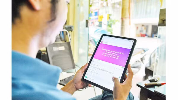 Dữ liệu cá nhân được rao bán trên mạng. Ảnh: THẾ ĐẠI