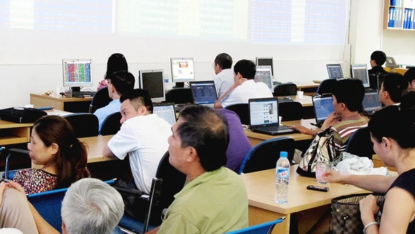 Chứng khoán Việt Nam đang bước vào giai đoạn phát triển mới với kỳ vọng sẽ có sự gia tăng mạnh mẽ. Ảnh: NAM ANH