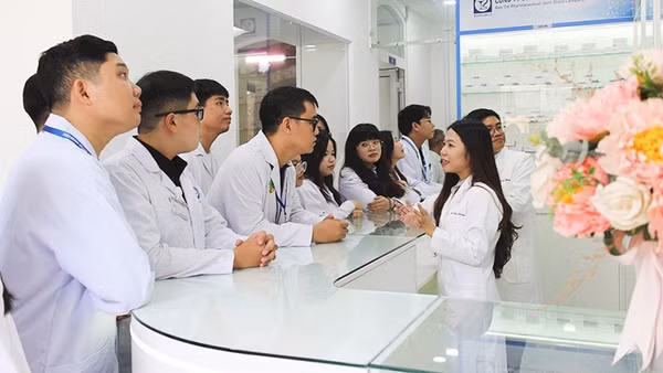 Mô hình “Nhà thuốc thực hành”