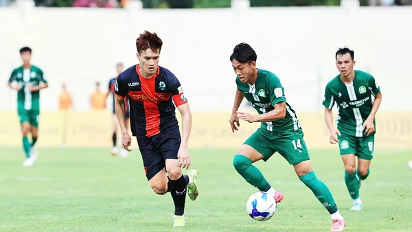 Ninh Bình FC (trái) cùng PVF-CAND hứa hẹn mang tới nhiều bất ngờ thú vị cho V.League 2025-2026. Ảnh: VPF