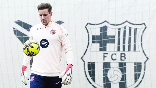 Barca chia tay đội trưởng Ter Stegen
