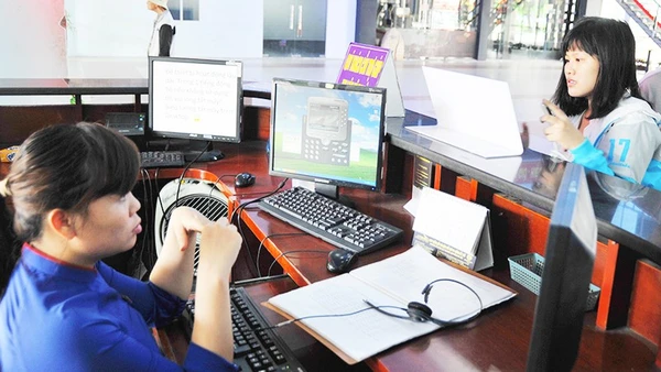 Tổ chức bán vé tàu, xe tại trường học cho học sinh, sinh viên