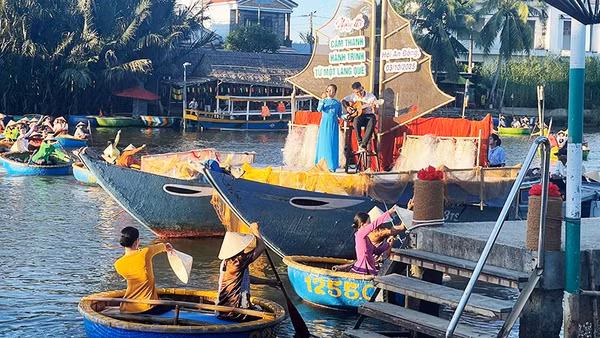 Đưa vào hoạt động bến tàu Thanh Tam