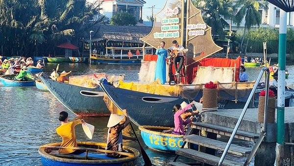 Đưa vào hoạt động bến tàu Thanh Tam