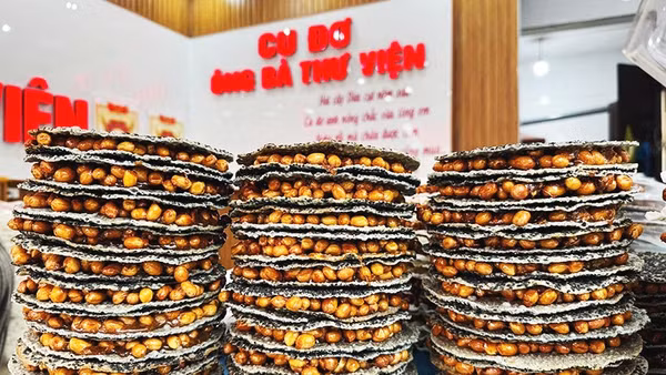 Kẹo cu-đơ là món ăn dân dã được nhiều người ưa thích.