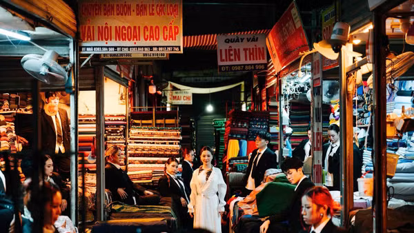Một cảnh trong MV “gái Nghệ”.