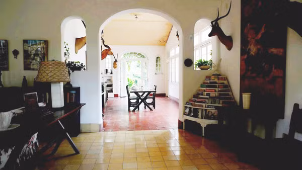 Bên trong căn biệt thự Finca Vigia.