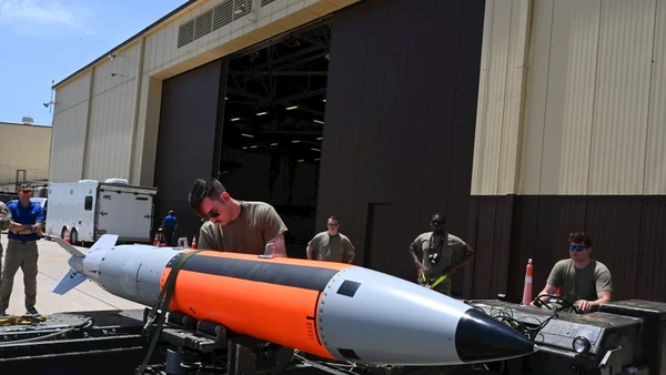 Một loại bom hạt nhân trong kho vũ khí của quân đội Mỹ. Ảnh: DEFENSE NEWS